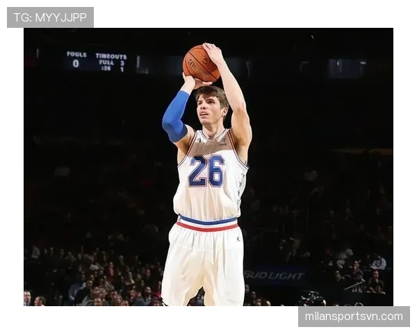 在控球体系下罗德里与凯尔·沃克中前卫角色分化趋势