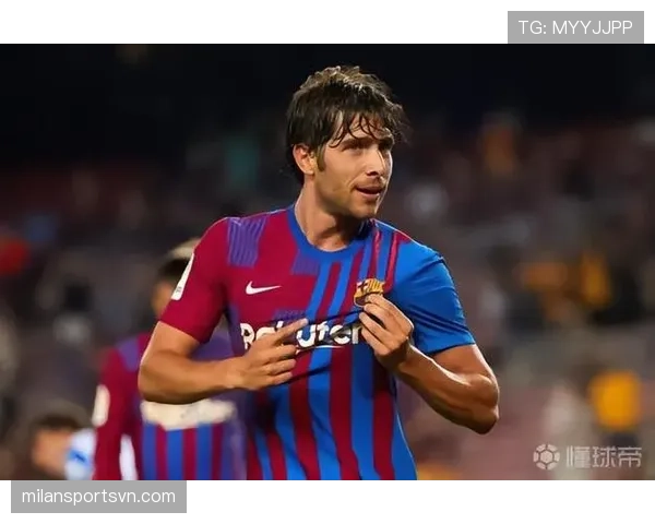 加维与佩德里：对抗型与控场型中场的分野解析