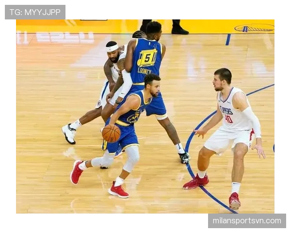 库珀·弗拉格挡拆能力提升球队进攻节奏助攻数显著增长